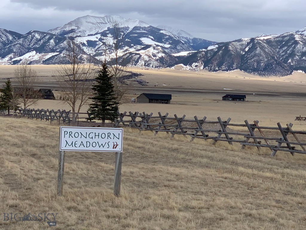 4 Soaring Eagle Property Photo