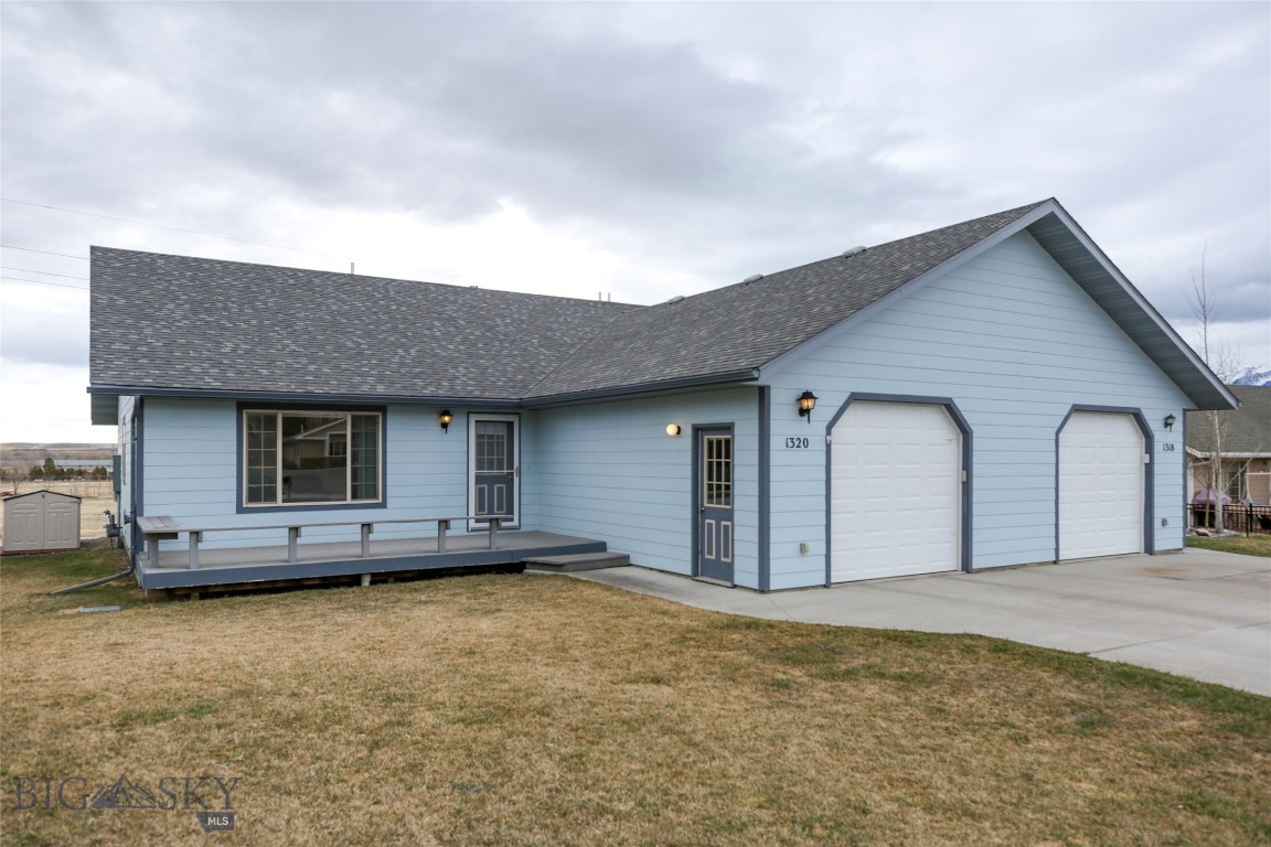 1320 Wineglass Lane Property Photo