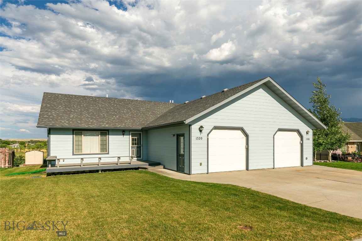 1320 Wineglass Lane Property Photo 1