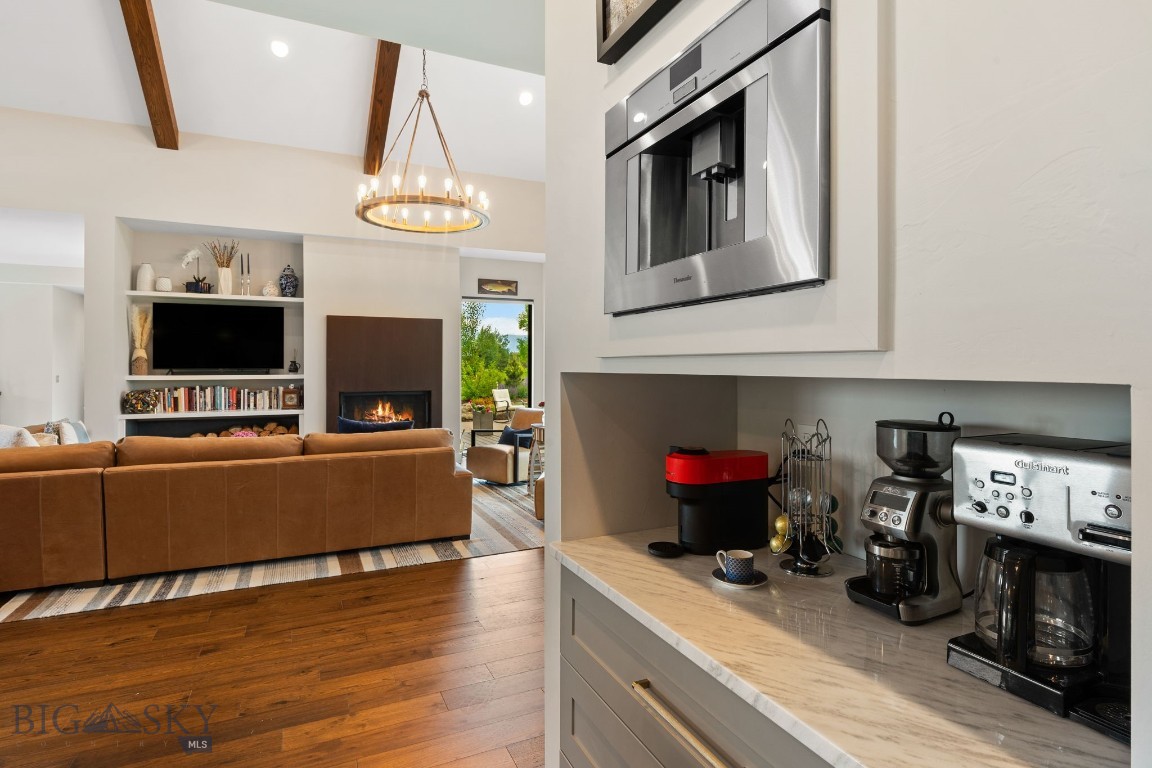 676 Tillyfour Property Photo 12