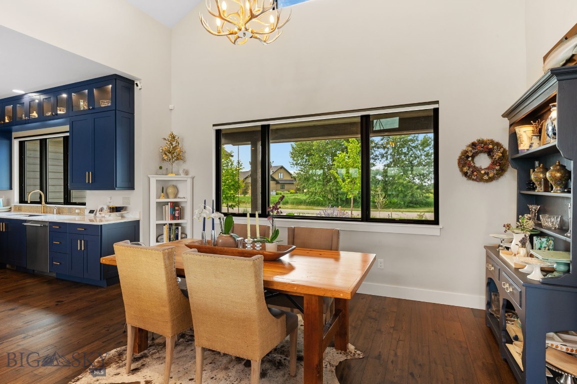 676 Tillyfour Property Photo 20