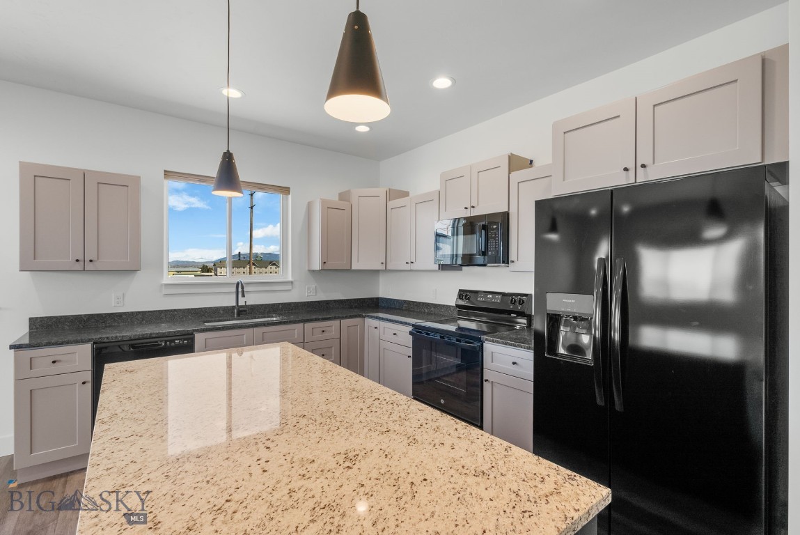 208 Fletching Way A Property Photo 11