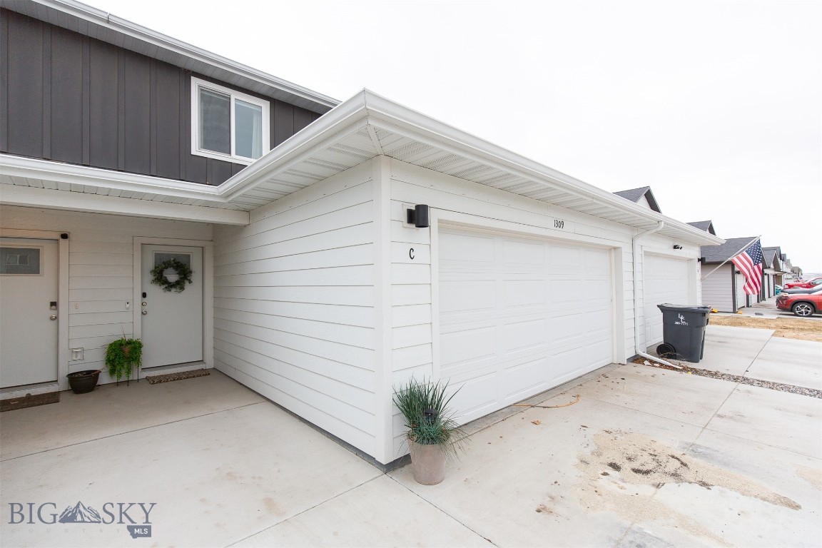 1309 Westwood Circle C Property Photo