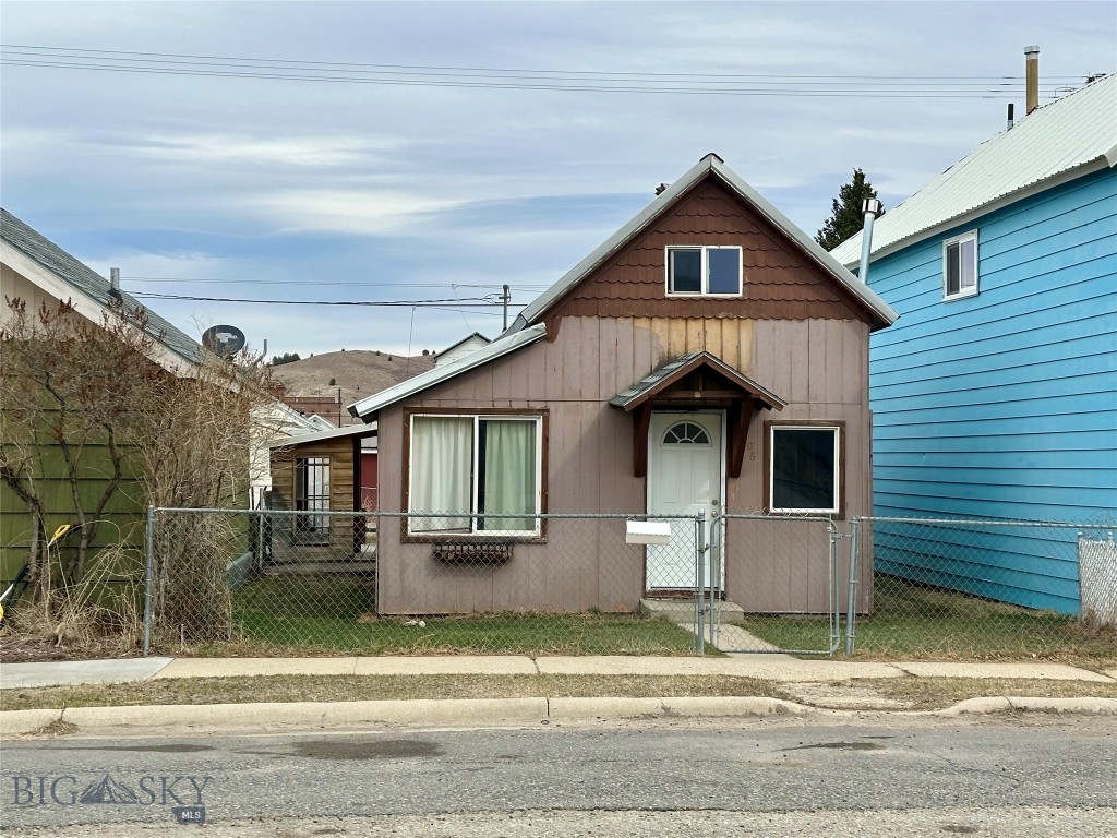 Anaconda Real Estate Listings Main Image