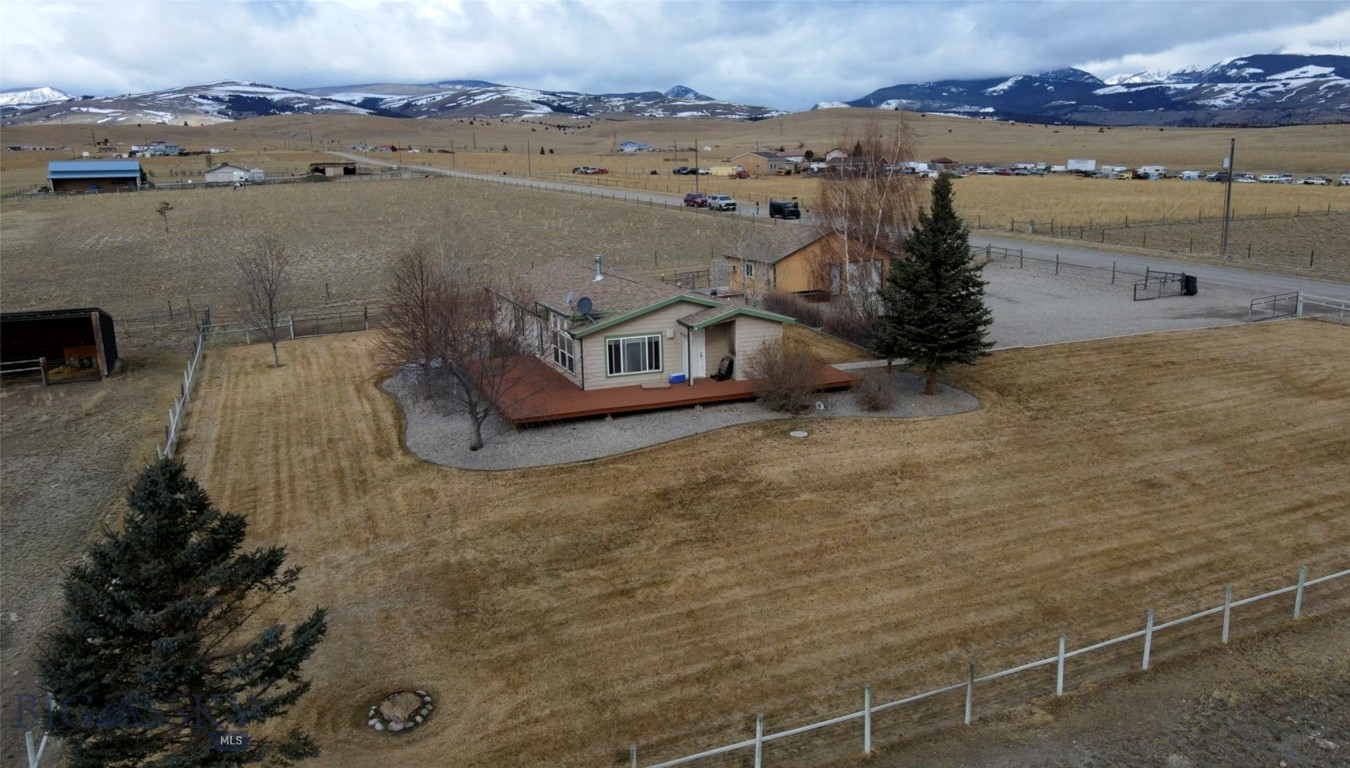233 Obsidian Property Photo