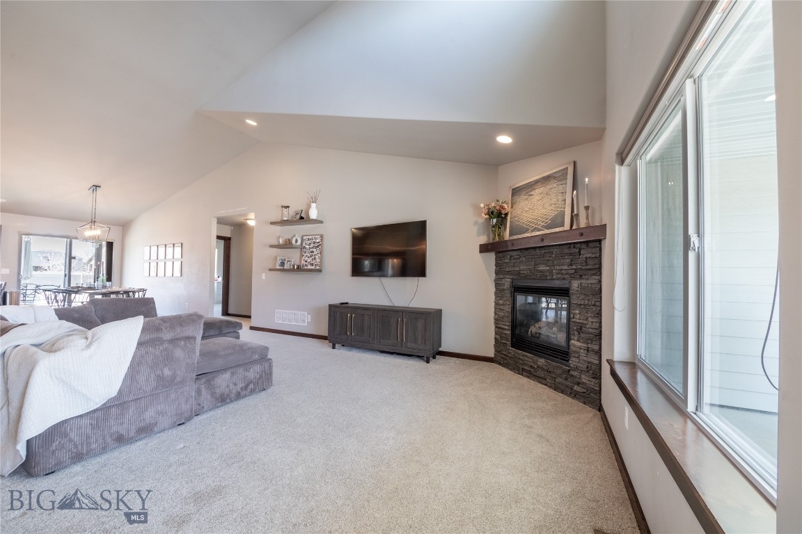 121 Scott Drive Property Photo 12