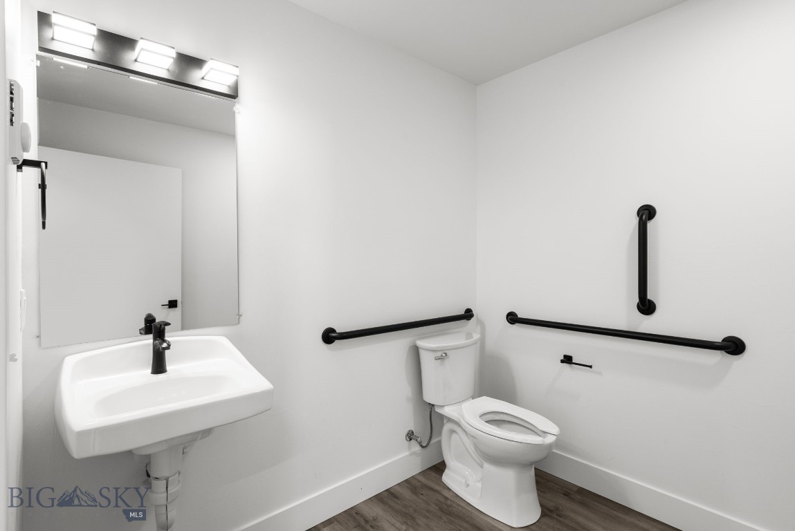 208 Fletching Way C Property Photo 7