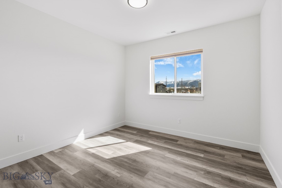 208 Fletching Way C Property Photo 14