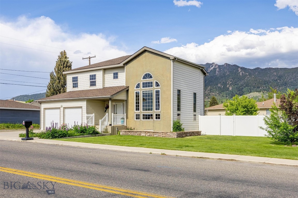 2600 Sheridan Property Photo 1