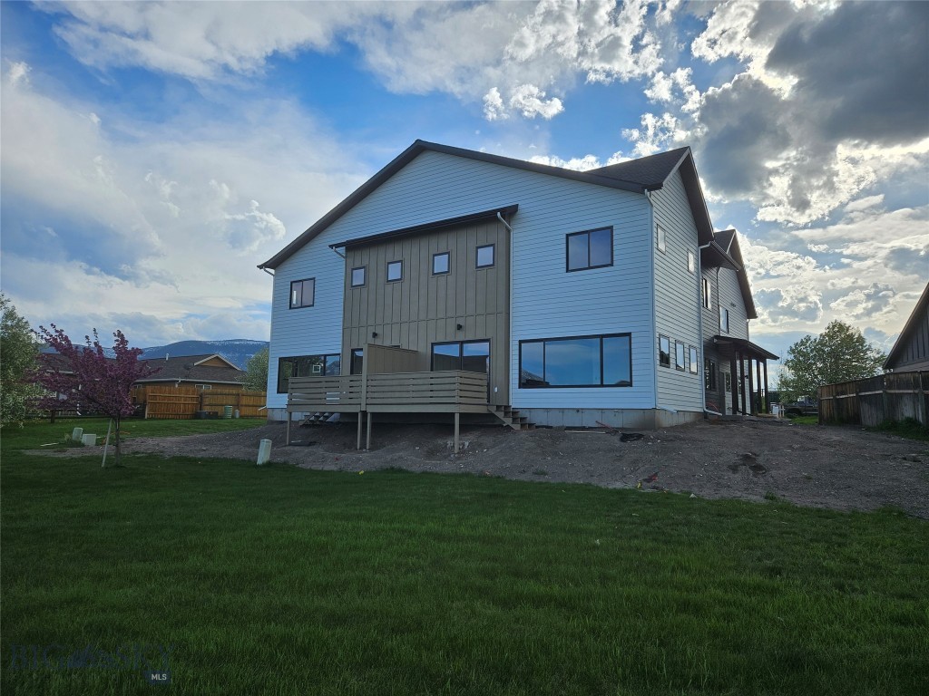 1104 Ridgeview Trail Property Photo 4