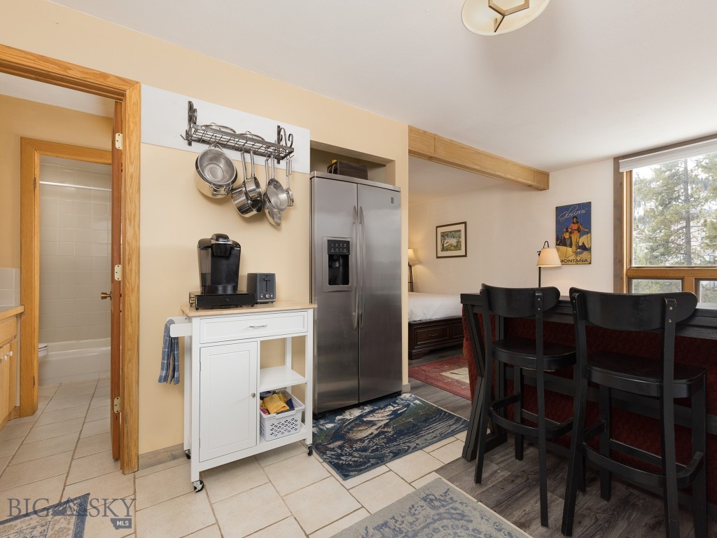 21 Sitting Bull 1219 Property Photo 31