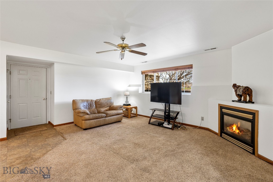 3505 Fallon Street C-28 Property Photo 11