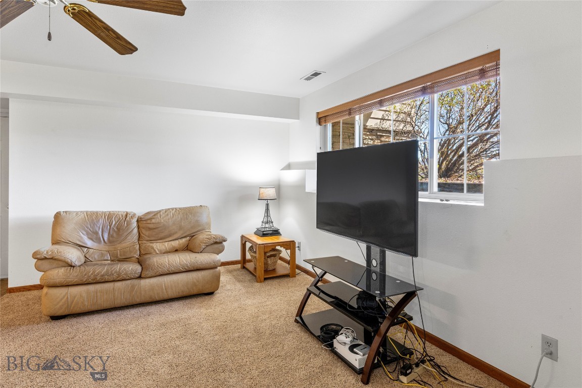 3505 Fallon Street C-28 Property Photo 12