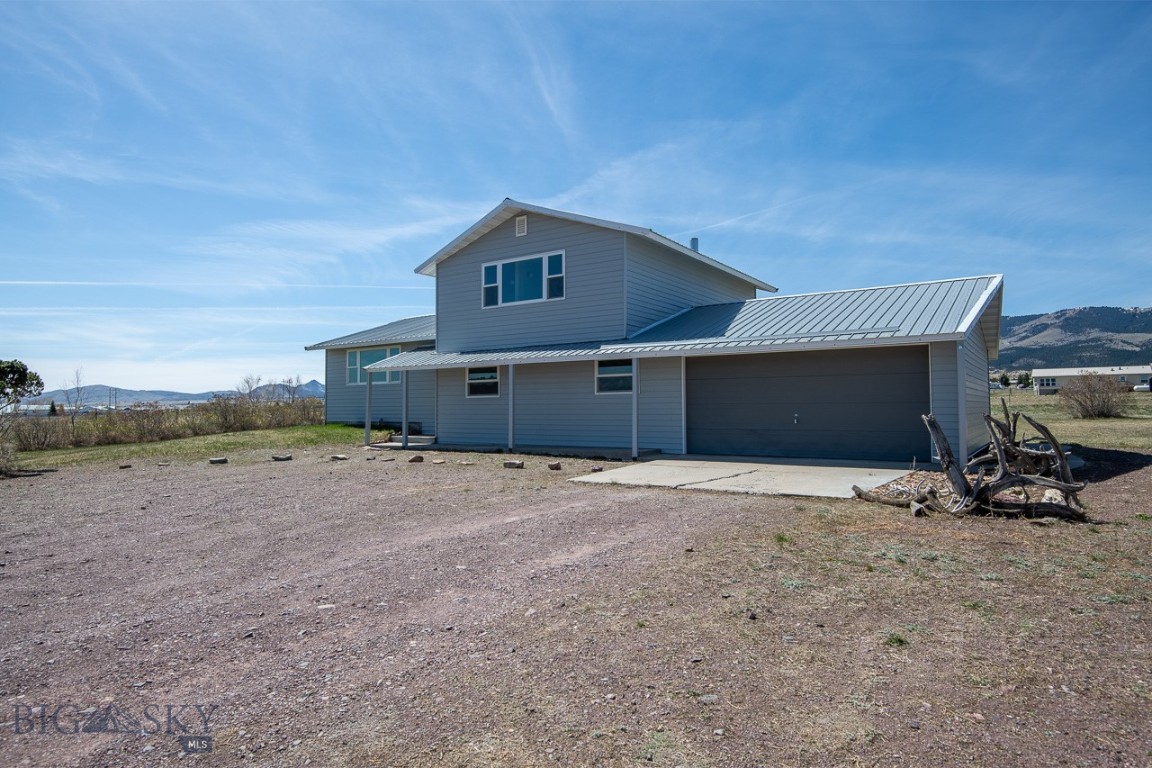 33 Valley Drive Property Photo 2