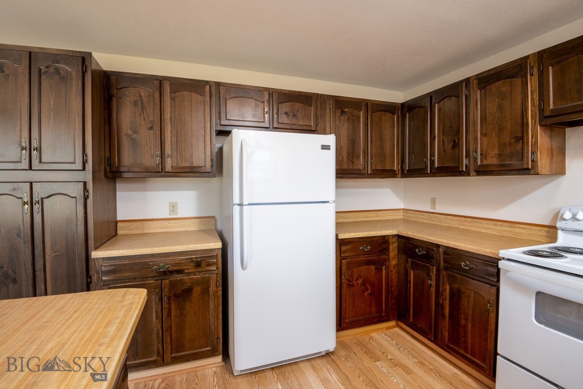 33 Valley Drive Property Photo 15