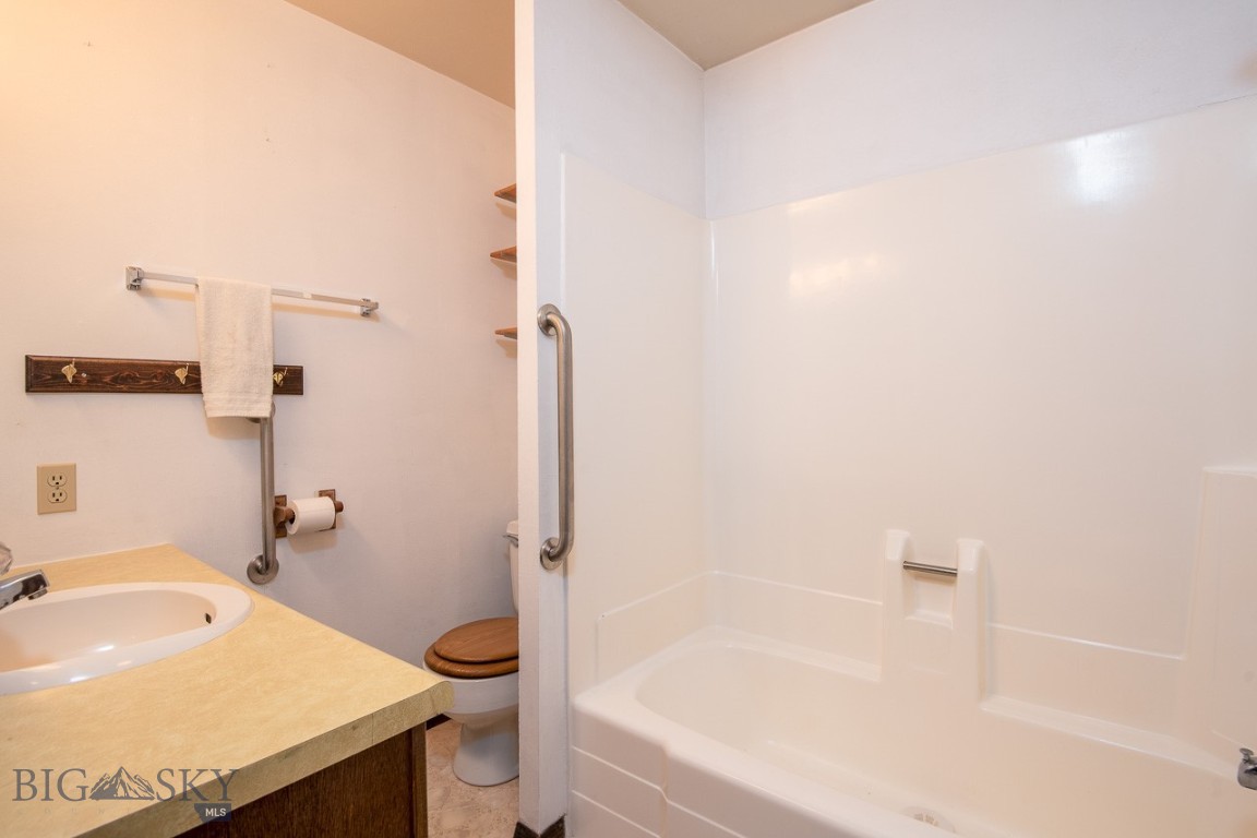 33 Valley Drive Property Photo 30