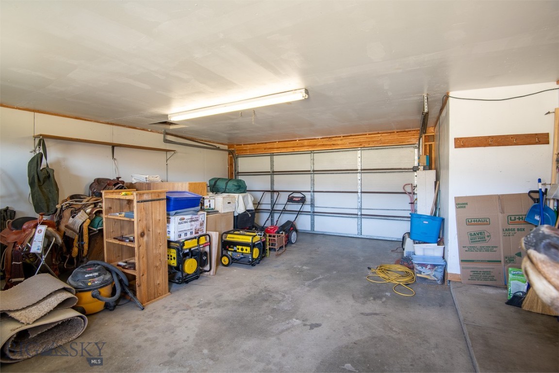 33 Valley Drive Property Photo 32