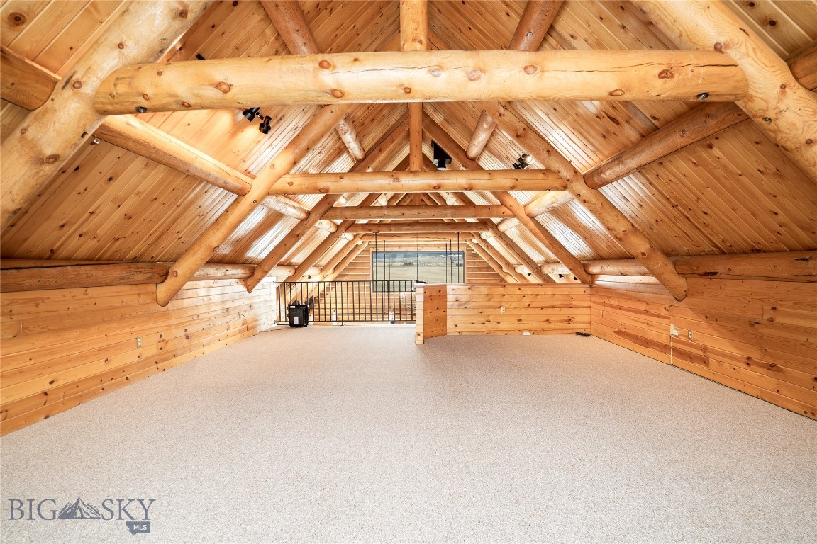 3033 Wes Davis Road Property Photo 16