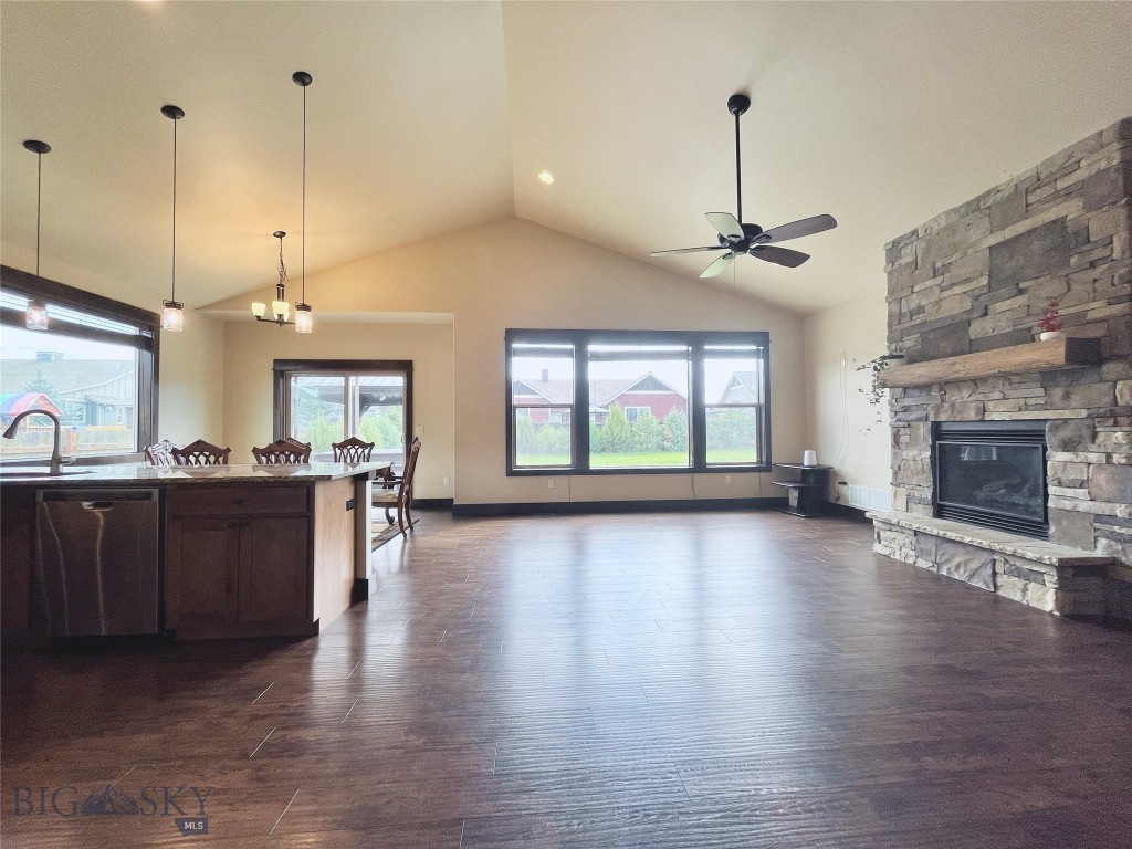 378 Ramshorn Peak Property Photo 3