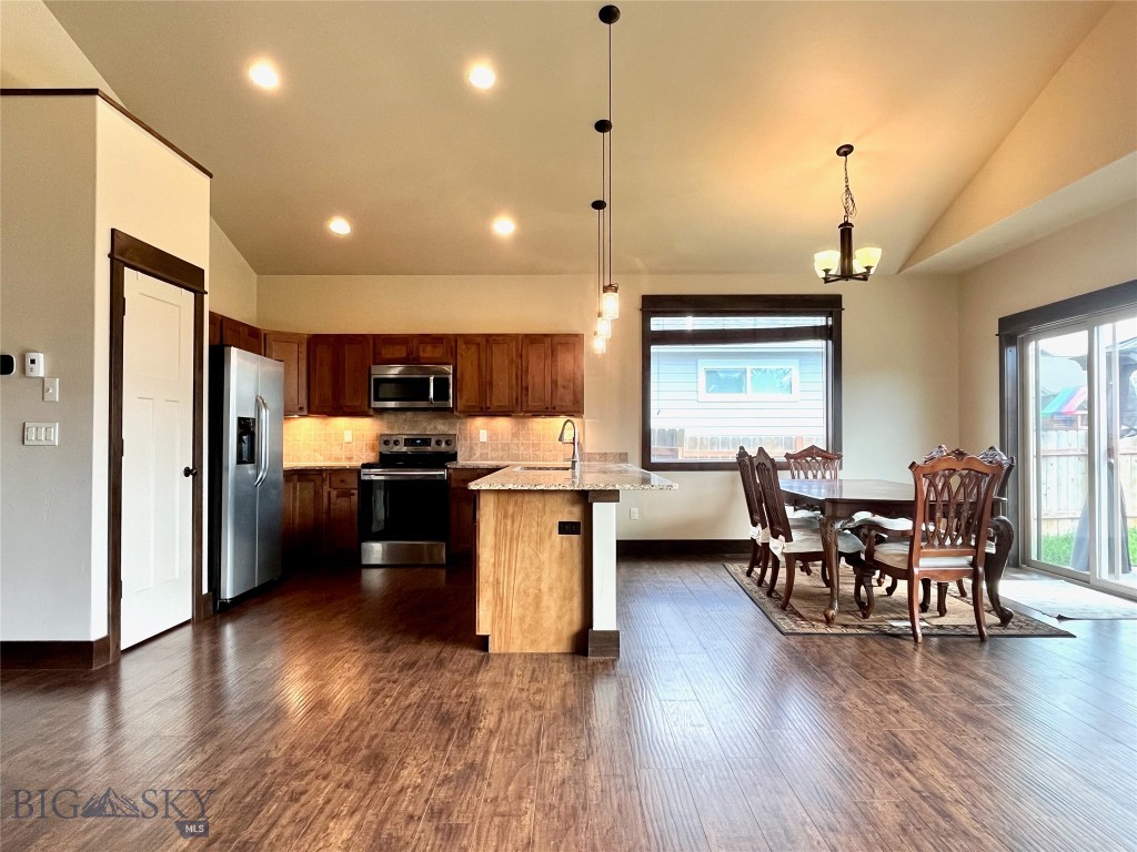 378 Ramshorn Peak Property Photo 5