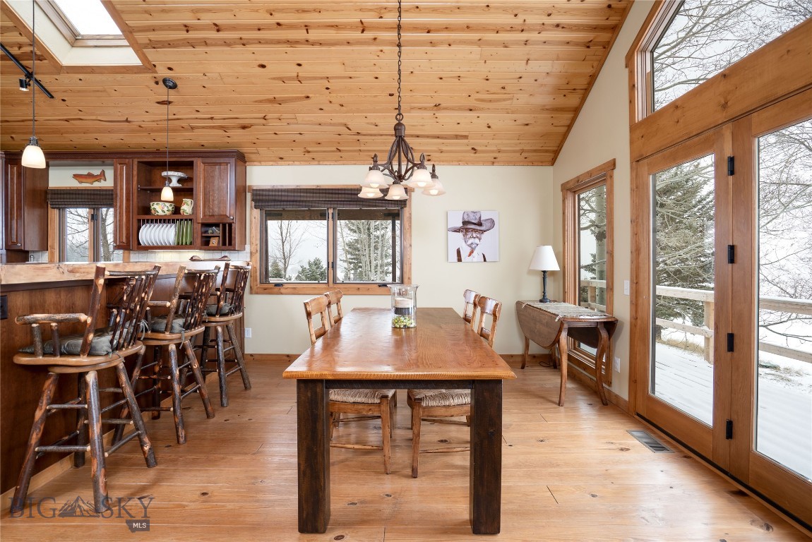 585 Bridger Woods Road Property Photo 12