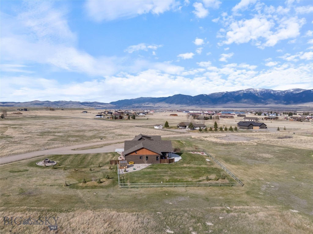 56 Sky View Drive Property Photo 5