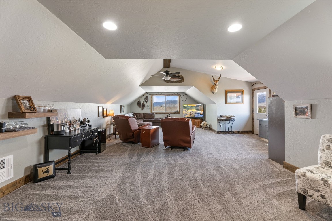 56 Sky View Drive Property Photo 69