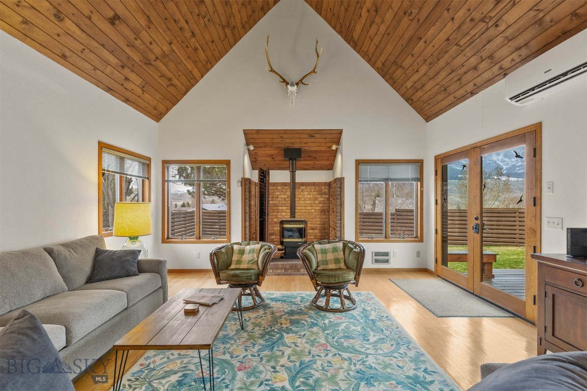 4 Solar Mountain Road Property Photo 1