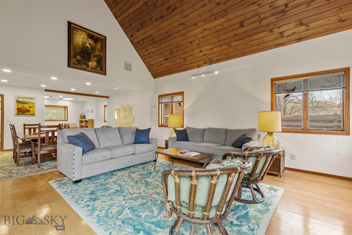 4 Solar Mountain Road Property Photo 9