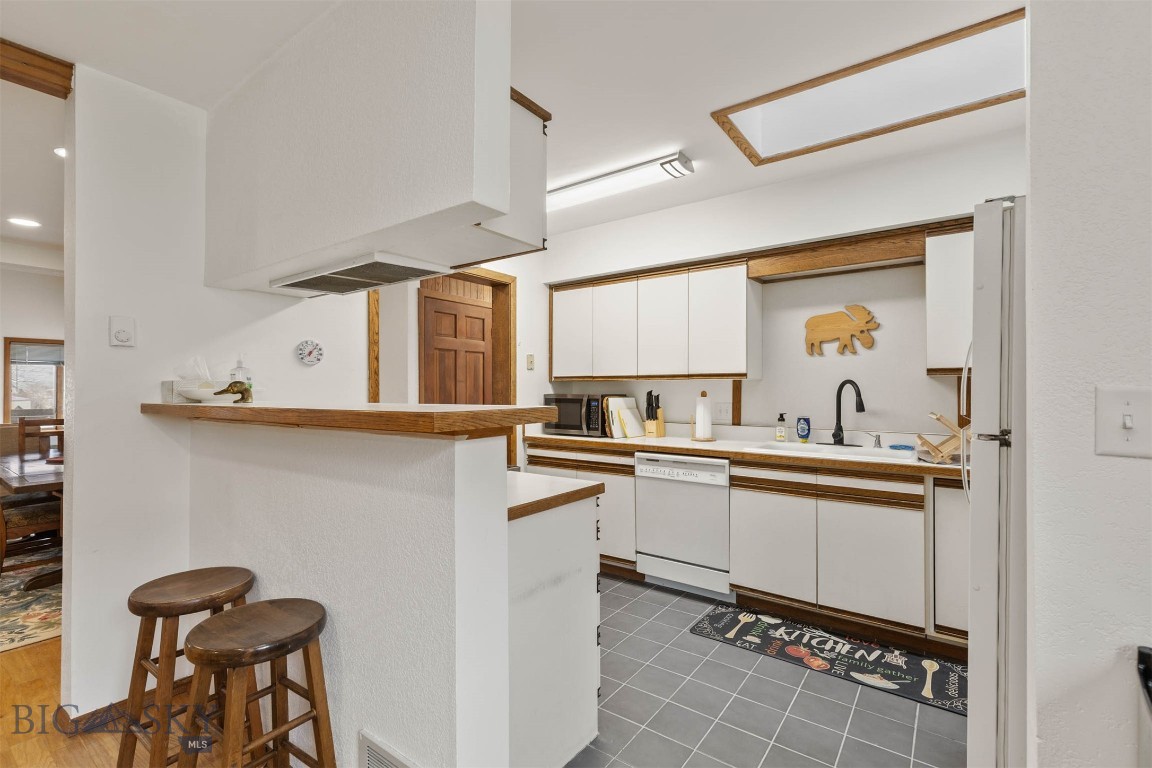 4 Solar Mountain Road Property Photo 16