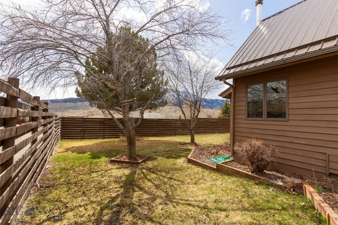 4 Solar Mountain Road Property Photo 46