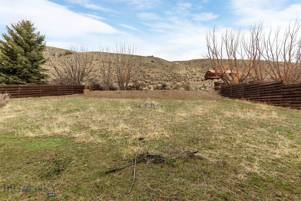 4 Solar Mountain Road Property Photo 51