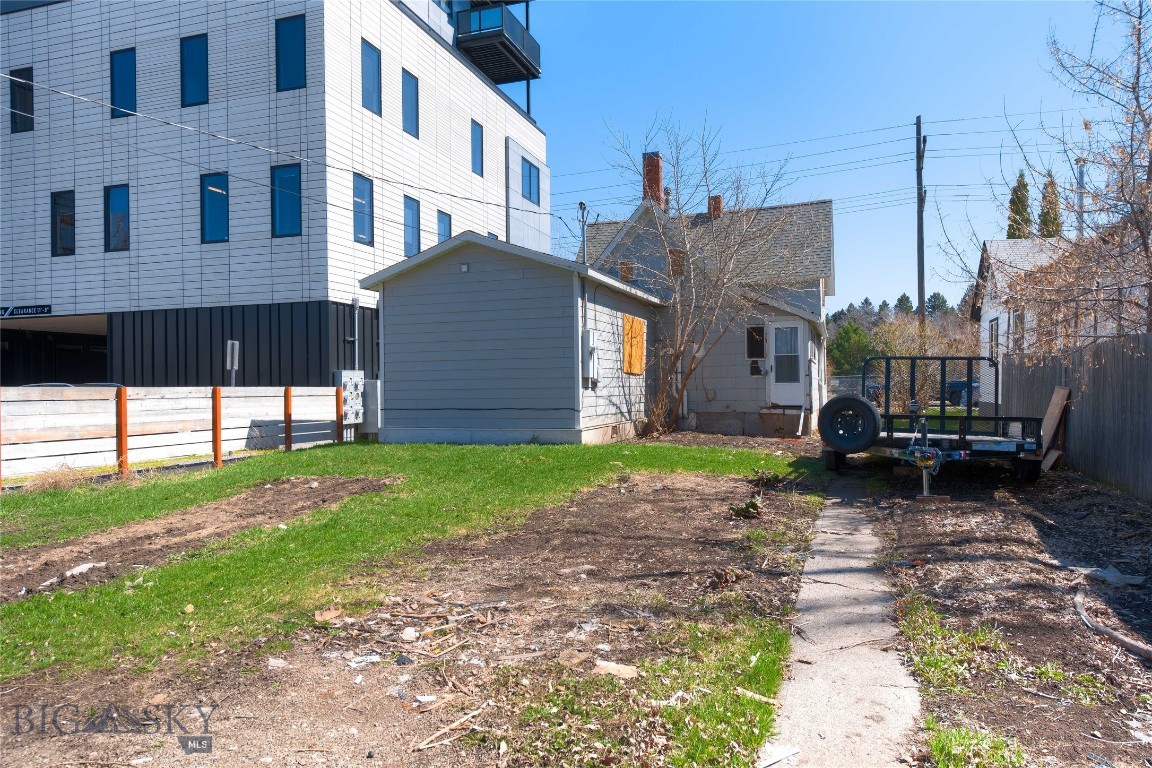 113 S Wallace Avenue Property Photo 5