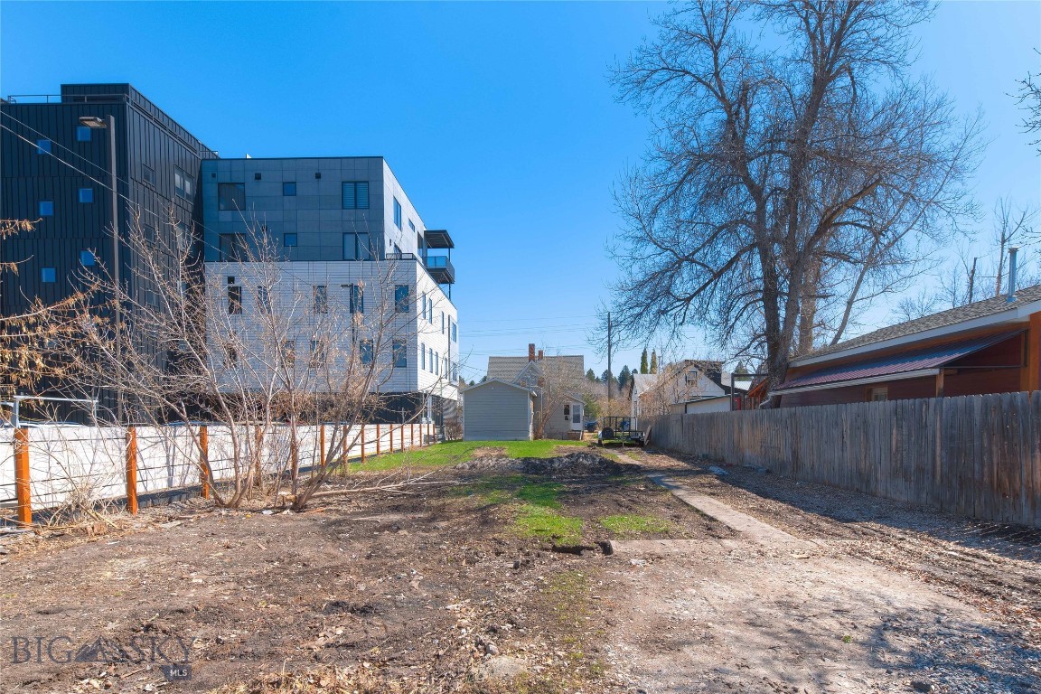 113 S Wallace Avenue Property Photo 6