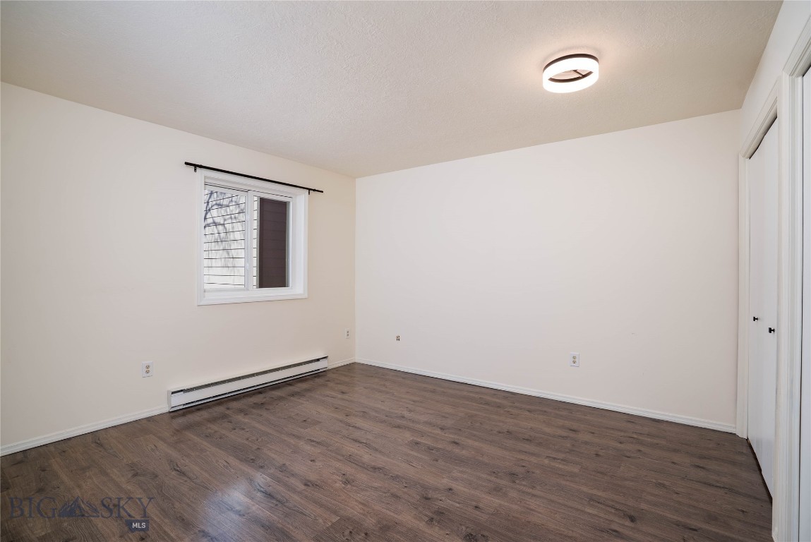 210 S 16th D Property Photo 10