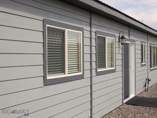 10 Lester Lane Property Photo 16