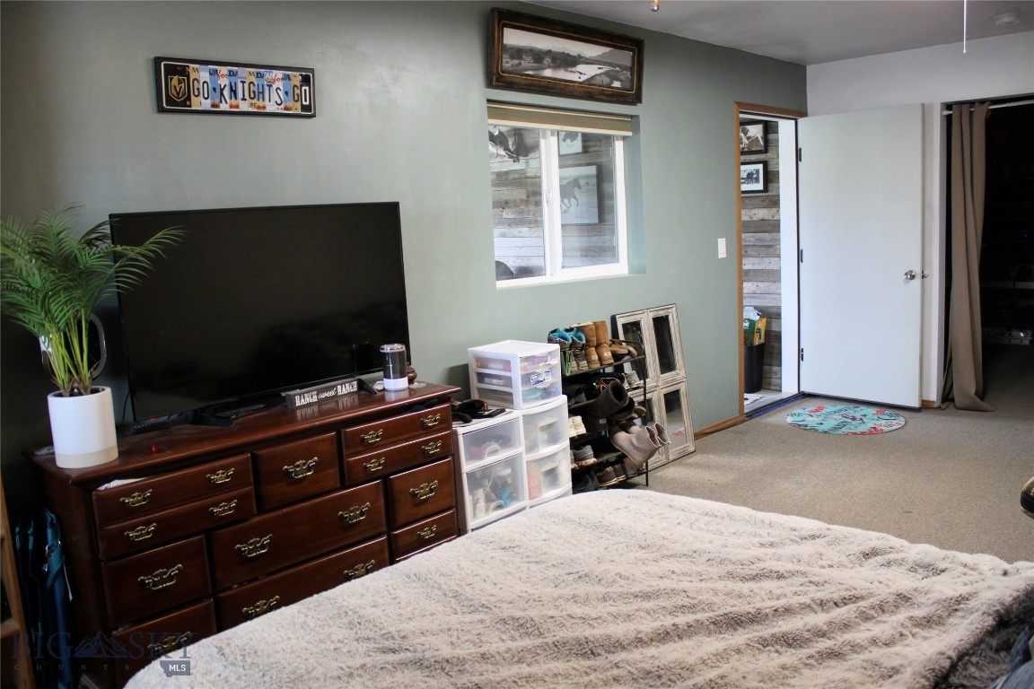 10 Lester Lane Property Photo 34