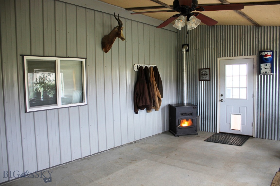 10 Lester Lane Property Photo 19
