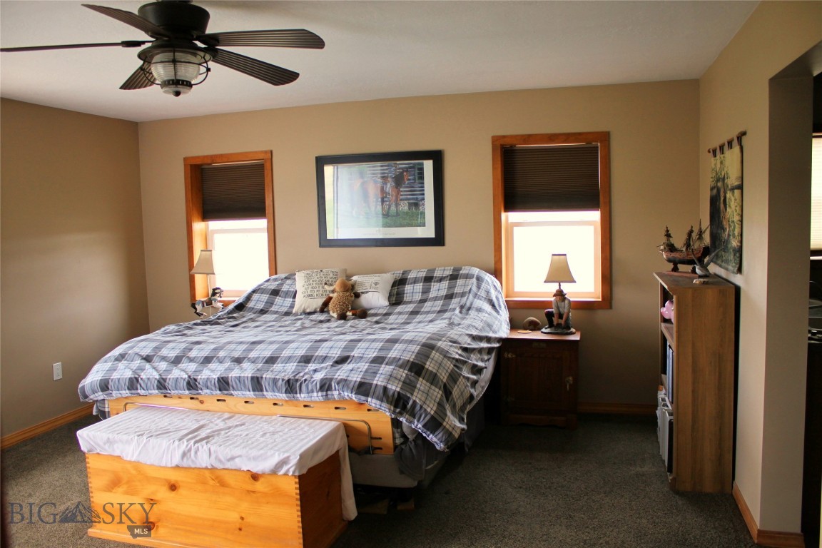 10 Lester Lane Property Photo 26