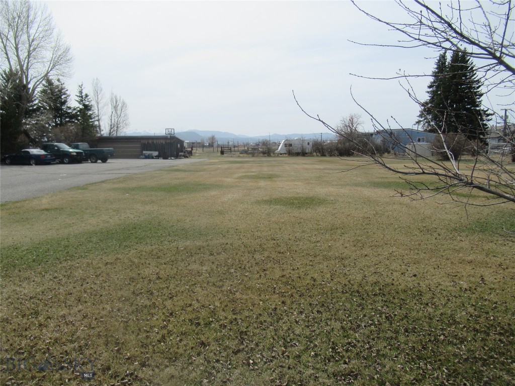 1830 Holmes Property Photo 11