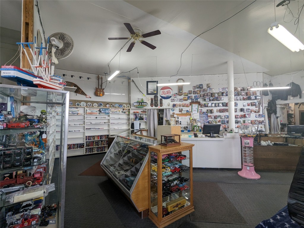 202 S Arizona Street Property Photo 12
