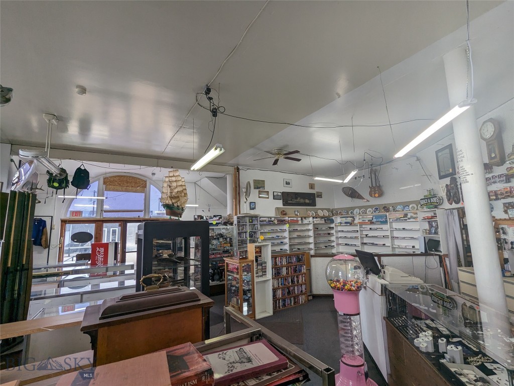 202 S Arizona Street Property Photo 13