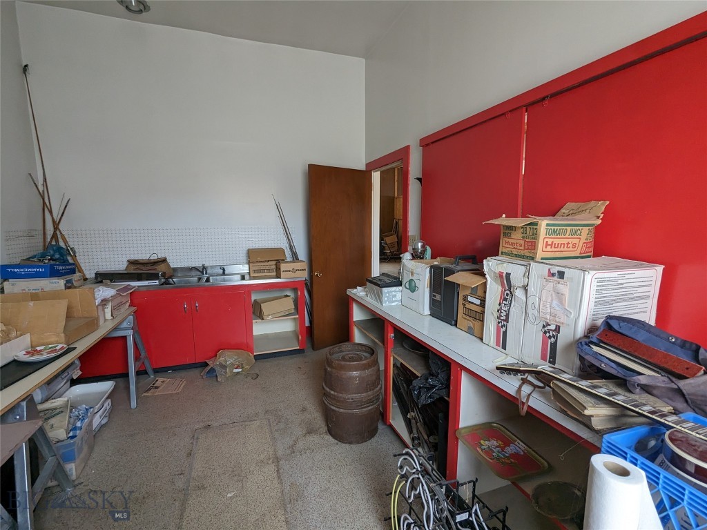 202 S Arizona Street Property Photo 24