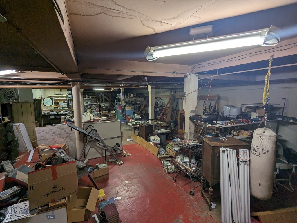202 S Arizona Street Property Photo 25