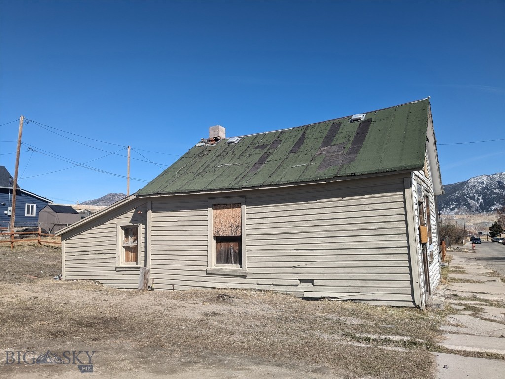 202 S Arizona Street Property Photo 29