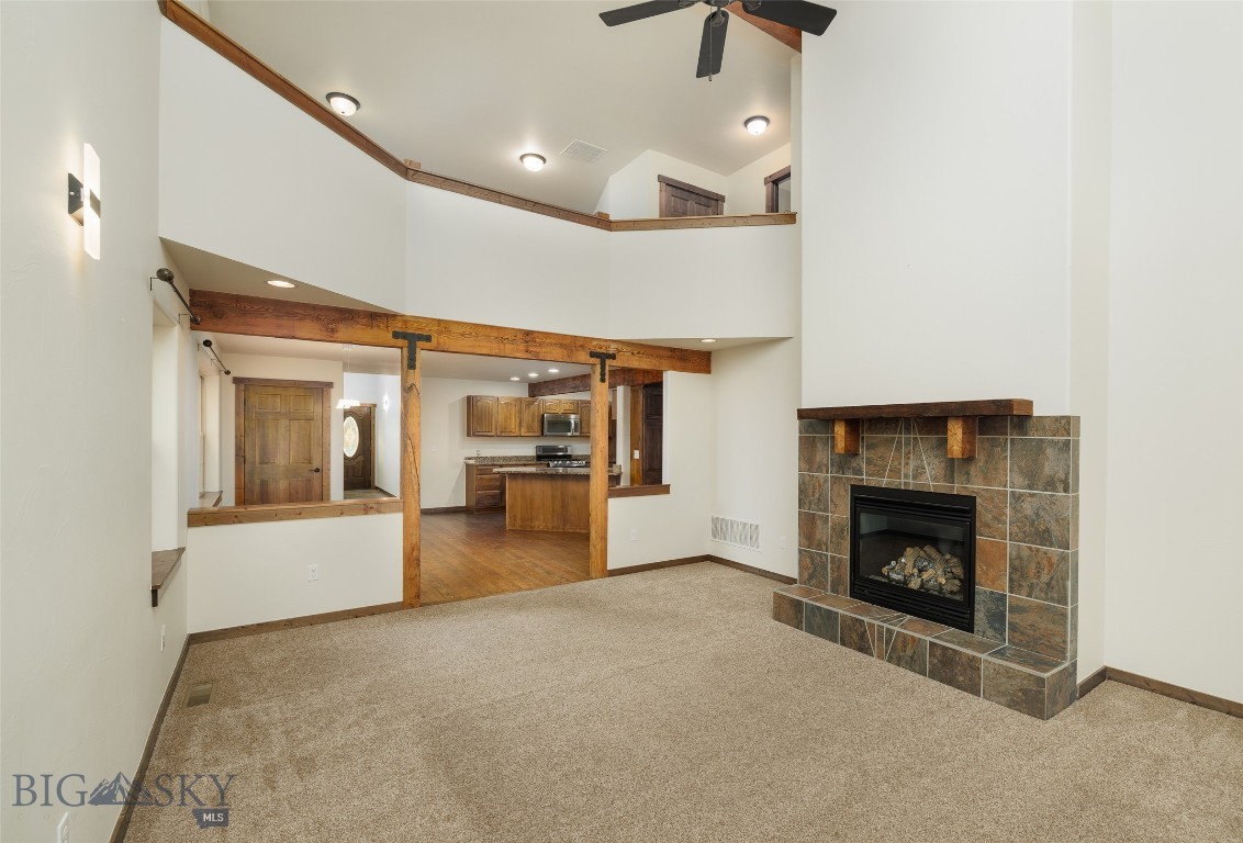 20 Prairie Grass B Property Photo 1