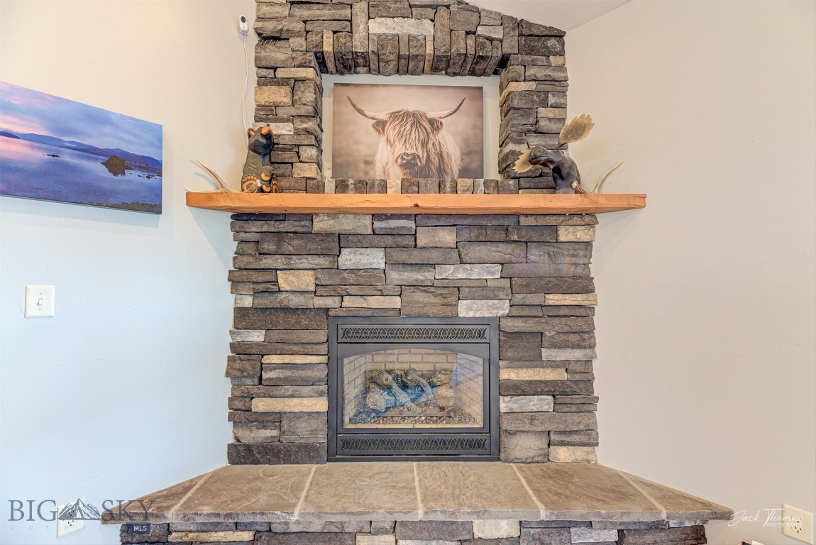 2160 Crested Wheat Loop Property Photo 11