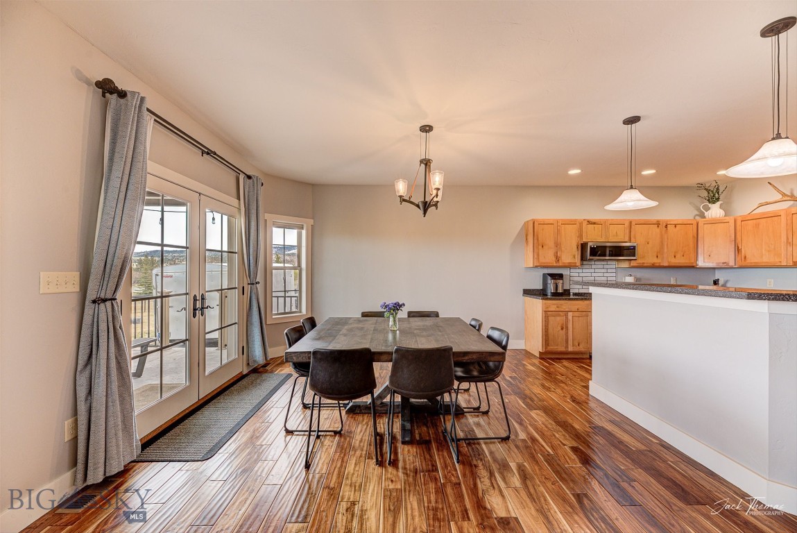 2160 Crested Wheat Loop Property Photo 12