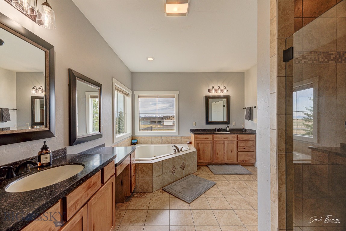 2160 Crested Wheat Loop Property Photo 22
