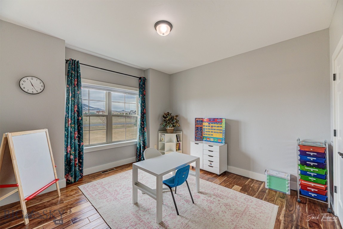 2160 Crested Wheat Loop Property Photo 26